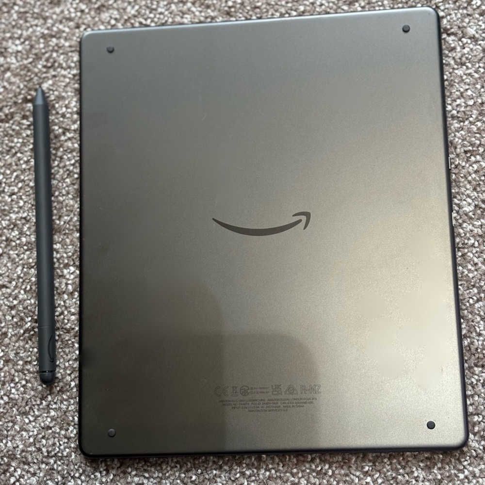 Kindle Scribe 16 GB with Premium Stylus Pen